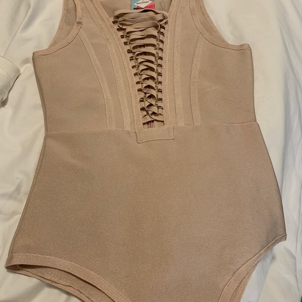 Body - Picture 2 of 4